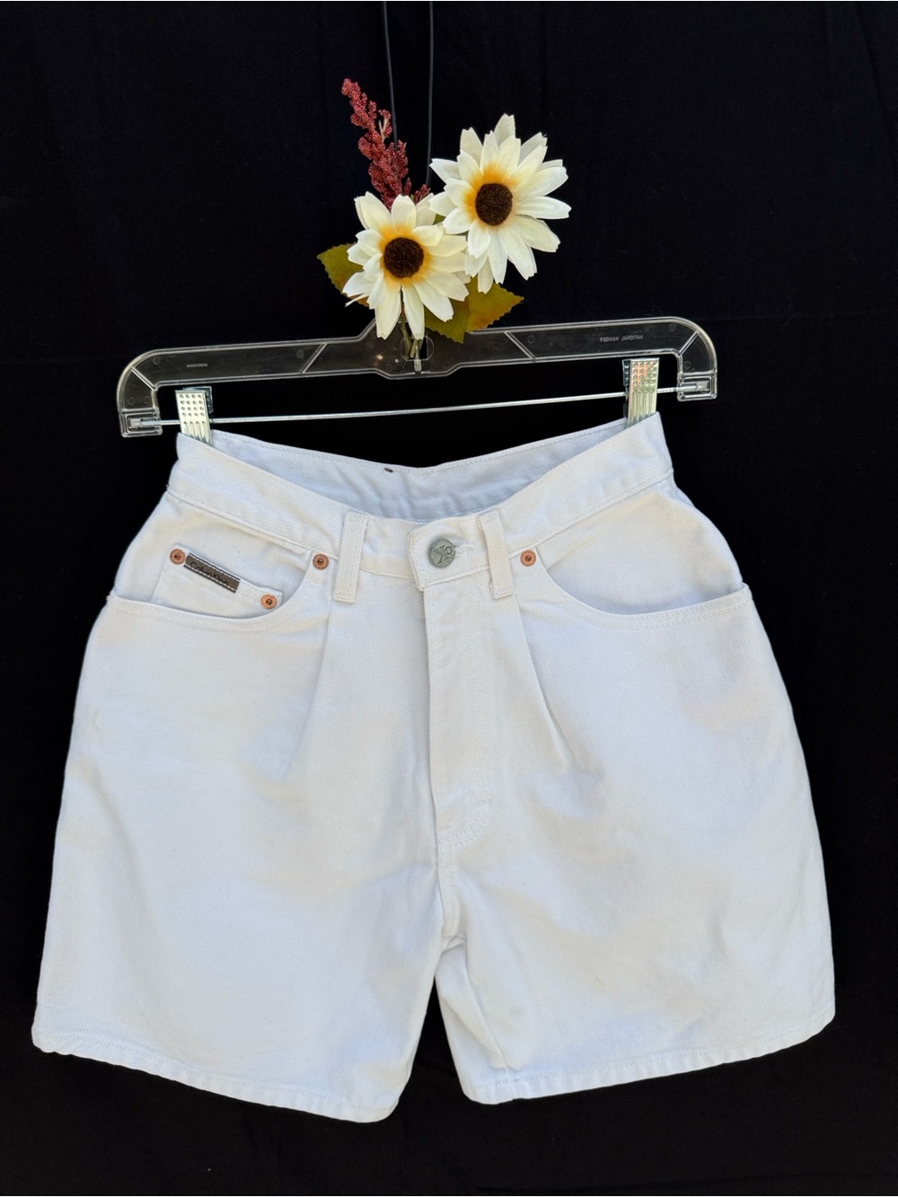 Calvin Klein Women's Vintage High Waisted White Denim Shorts 100% Cotton Size 2
